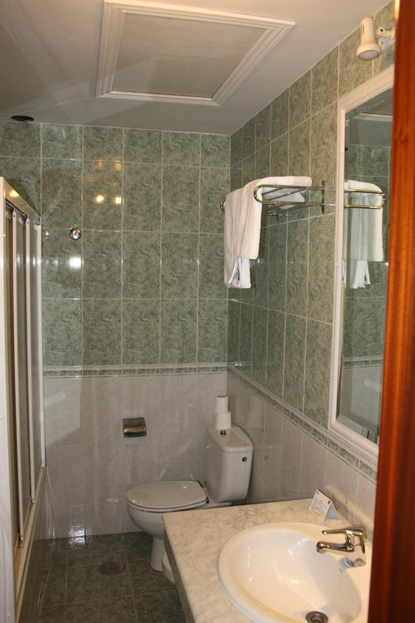 Hotel Frijon Aceuchal Εξωτερικό φωτογραφία