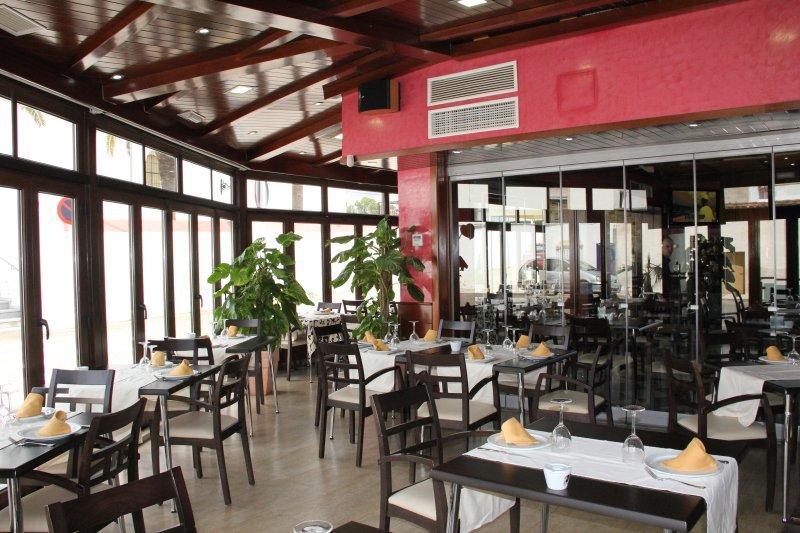 Hotel Frijon Aceuchal Εξωτερικό φωτογραφία